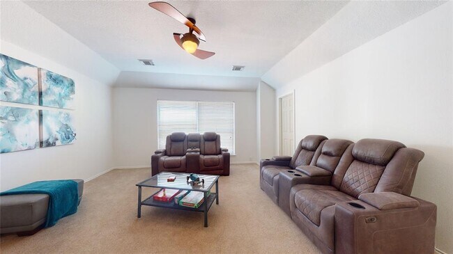 Building Photo - 16422 Red Crest Dr