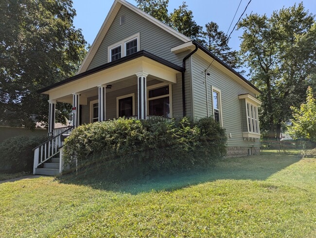 Building Photo - 339 E Lincoln St