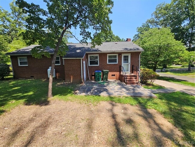 Building Photo - 6947 Montauk Dr