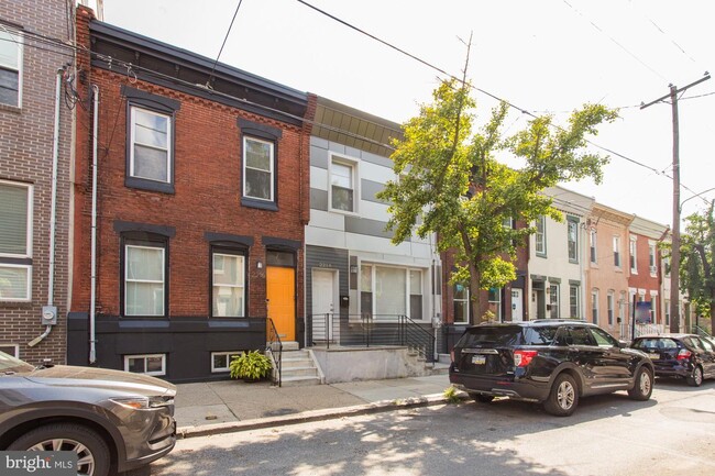 Building Photo - 2218 Reed St