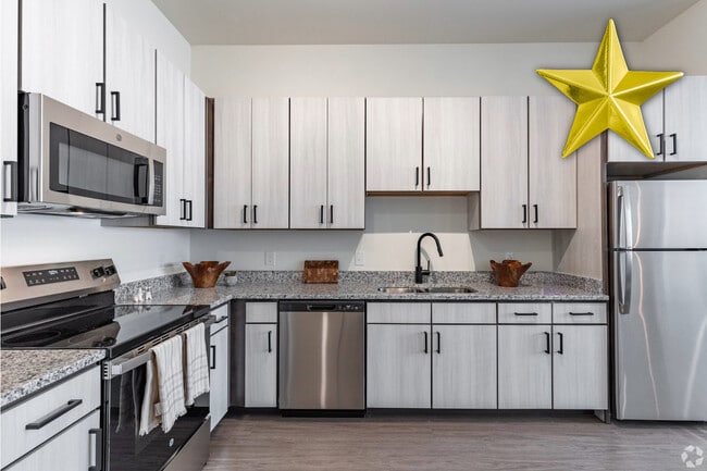 Building Photo - The Anderson