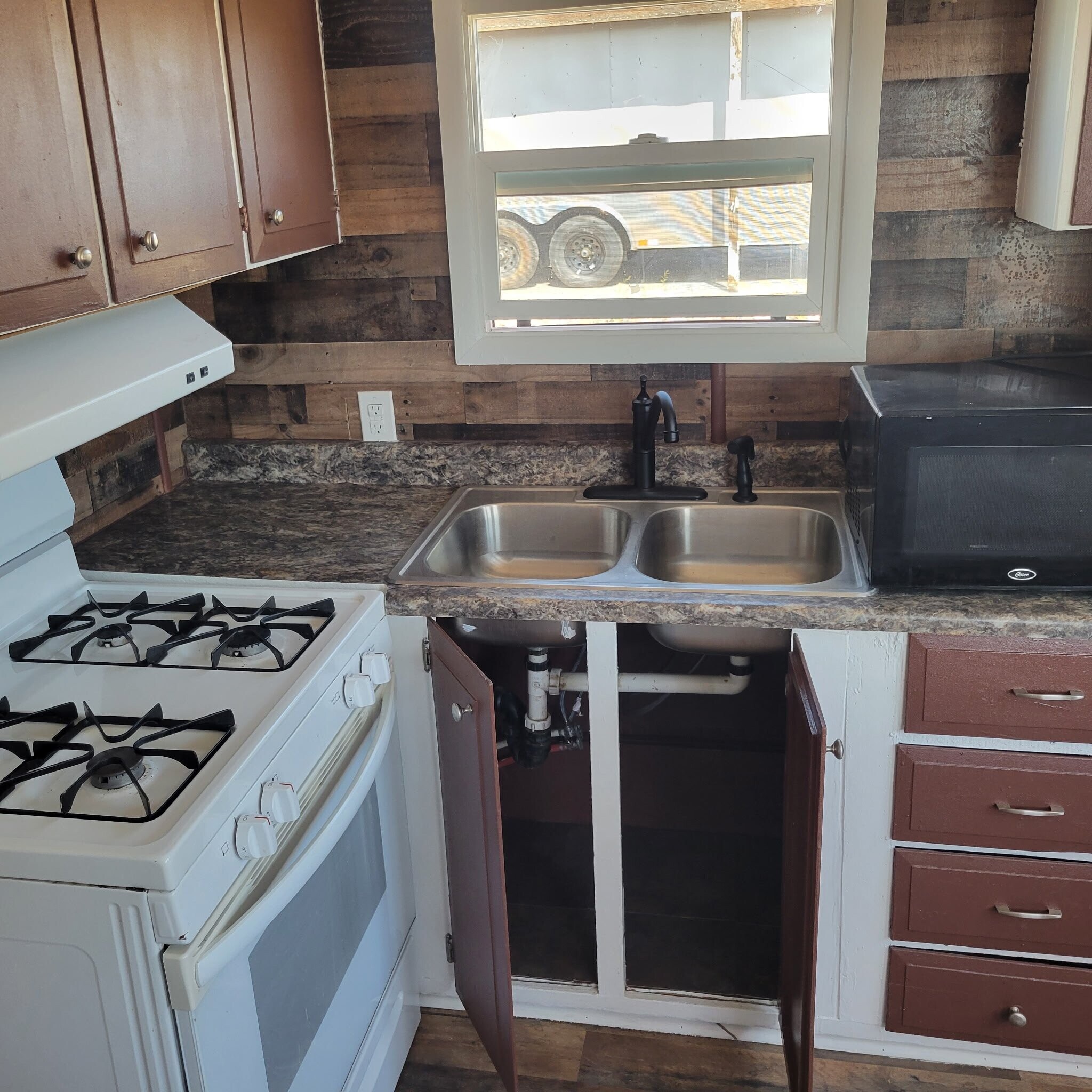 Building Photo - 4567 Calle Valle Vista