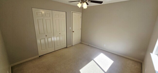 Building Photo - 23580 Brixton Pl