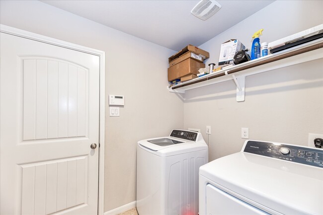 Building Photo - 1625 City Nights Wy