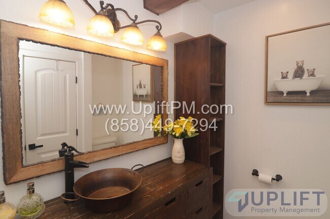 Building Photo - 4010 Imperial Dr