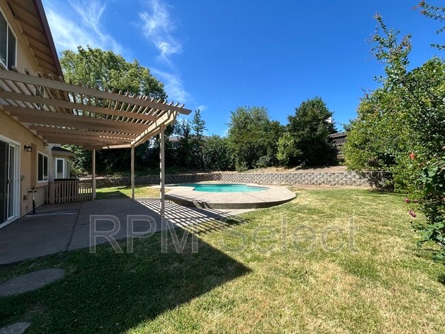 Building Photo - 1314 Jamestown Dr