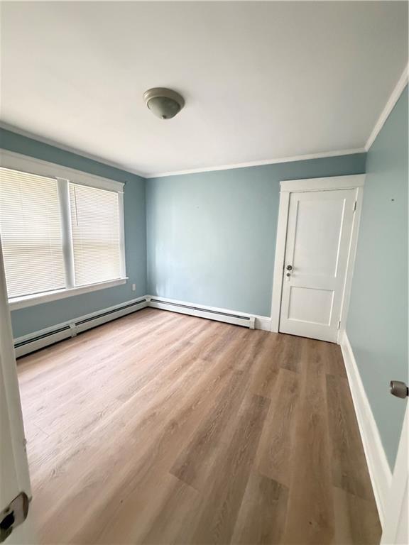 Building Photo - 694 Killingly St