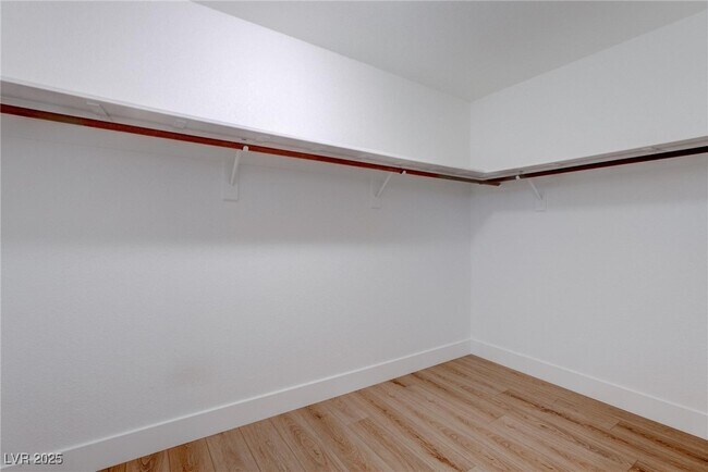 Building Photo - 8608 Highacre Dr