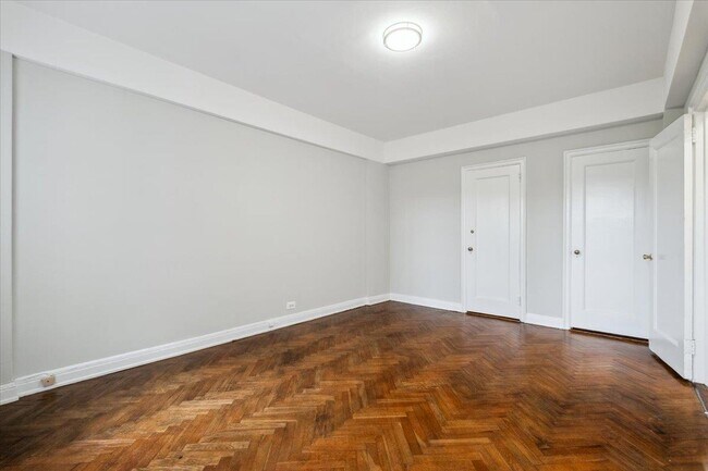 Building Photo - 45 Popham Rd