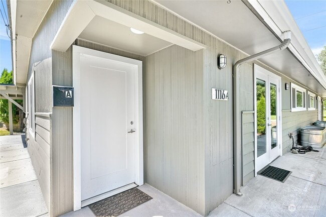 UNIT A - 1116 McLean Rd