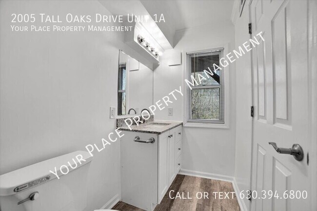 Building Photo - 2005 Tall Oaks Dr