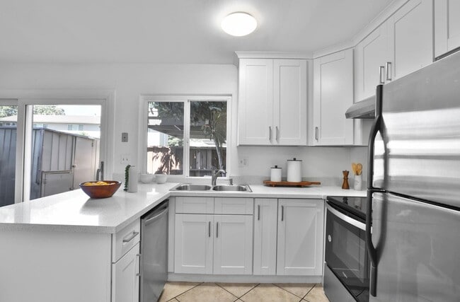 Building Photo - 5388 Fig Grove Ct