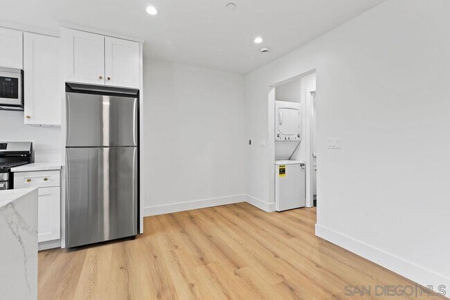 Building Photo - 4264 42nd St