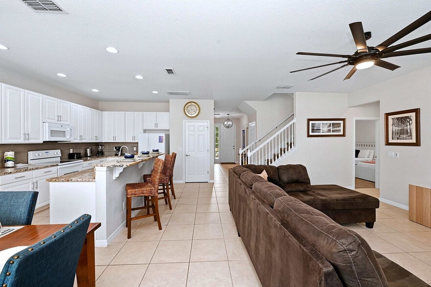 Building Photo - 4035 Oakrise Lp