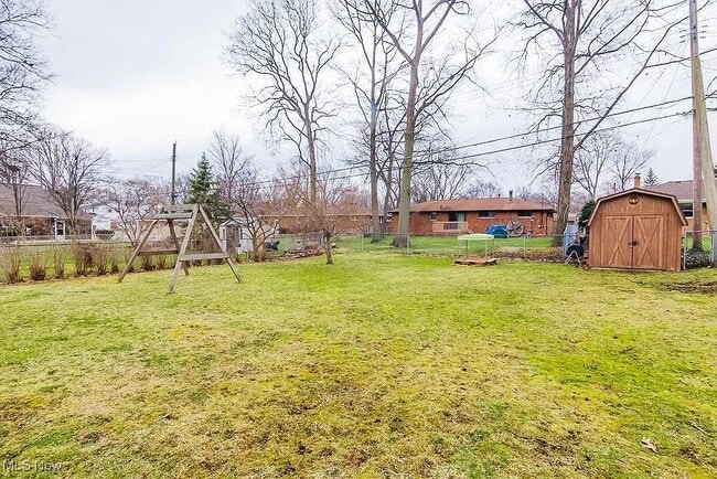 Building Photo - 2961 Archwood Pl