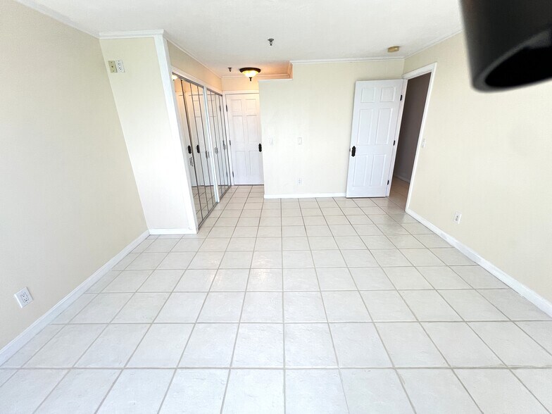 Building Photo - 510 Revere Beach Blvd