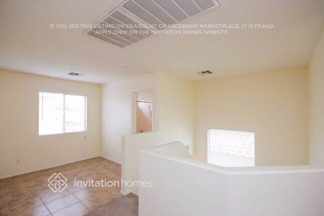 Building Photo - 2713 E La Costa Dr