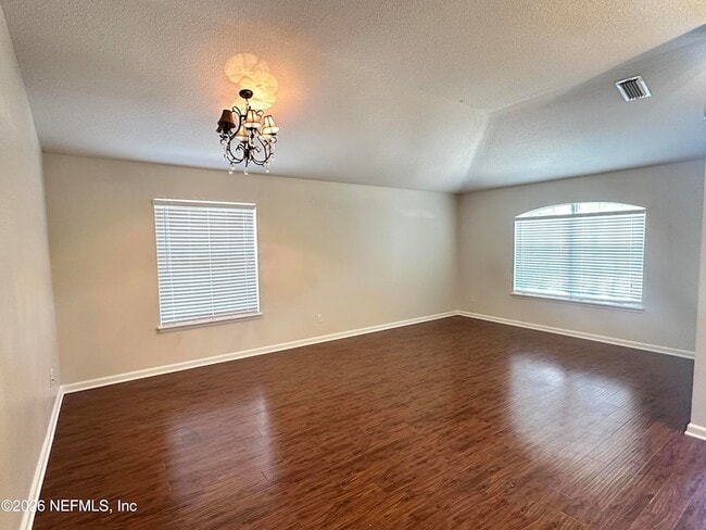 Building Photo - 3732 Briar Ln