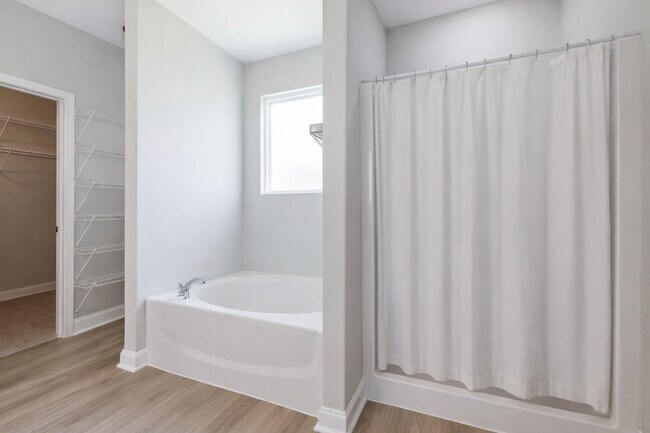 Building Photo - 106 Cobbleton Dr