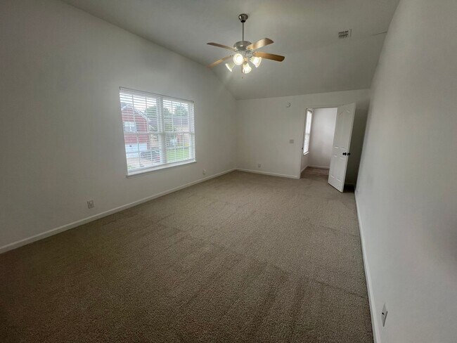 Building Photo - Blackman Area Coming Soon!