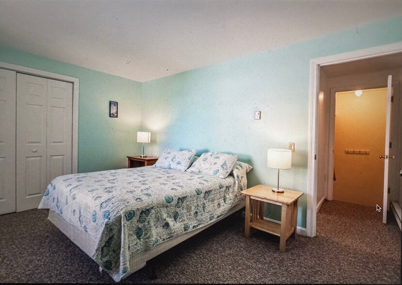 Building Photo - 72 Oceanside Dr