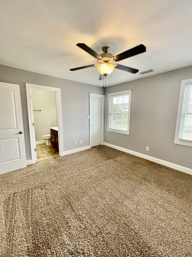 Building Photo - 518 Capstone Dr