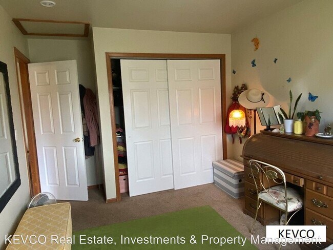 Building Photo - 4 br, 2 bath House - 2313 Ponderosa Ct