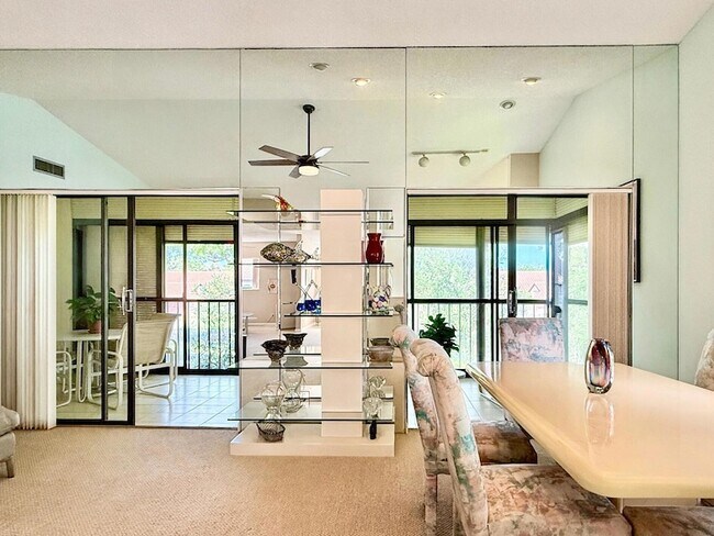 Building Photo - 10678 Ocean Palm Way