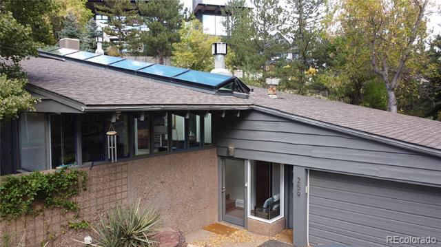 Building Photo - 259 Spruce St