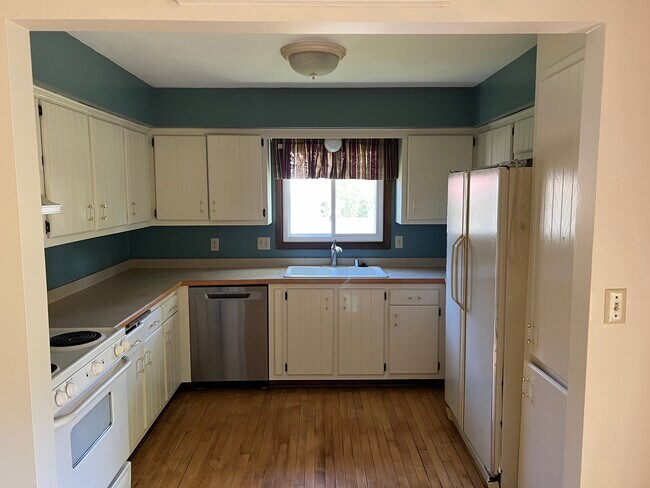 Kitchen - 1st floor - 2015 Kilps Dr