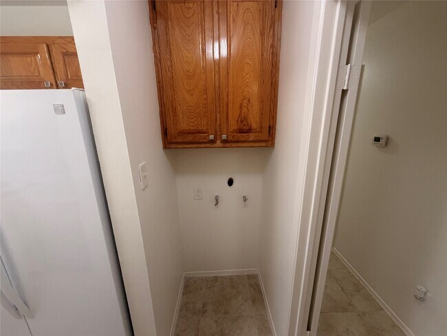 Building Photo - 3214 Big Spruce Dr