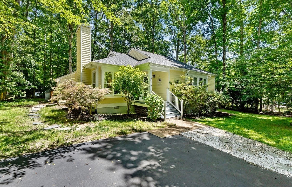 Building Photo - 5613 Woods Walk Rd