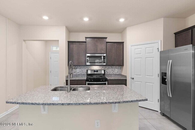 Building Photo - 49 Coastline Wy