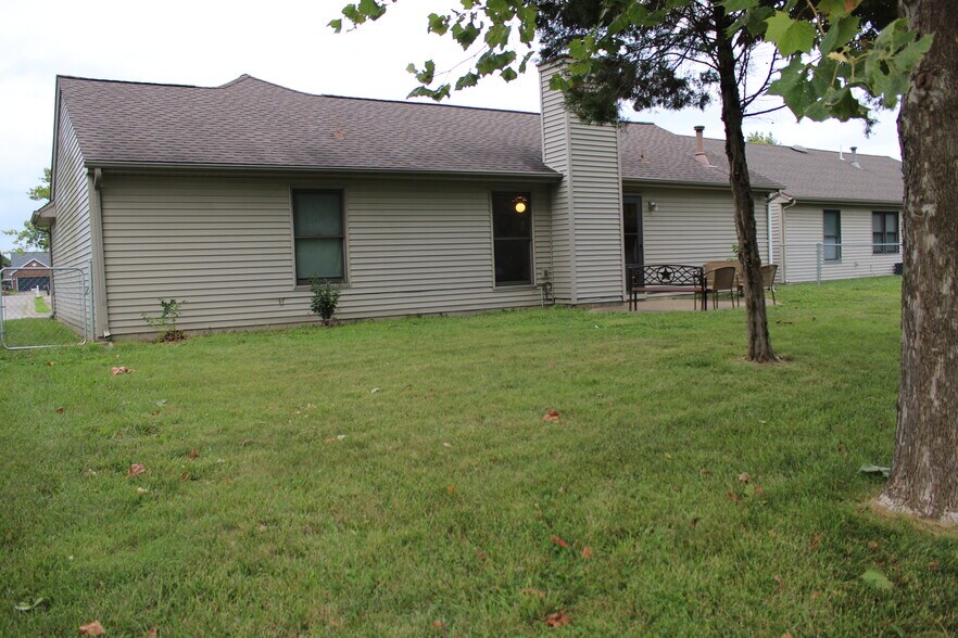 Building Photo - 3228 Park Ridge Dr