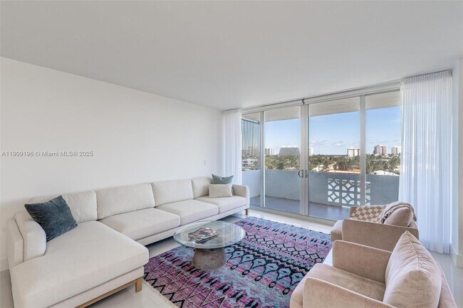 Building Photo - 9101 E Bay Harbor Dr