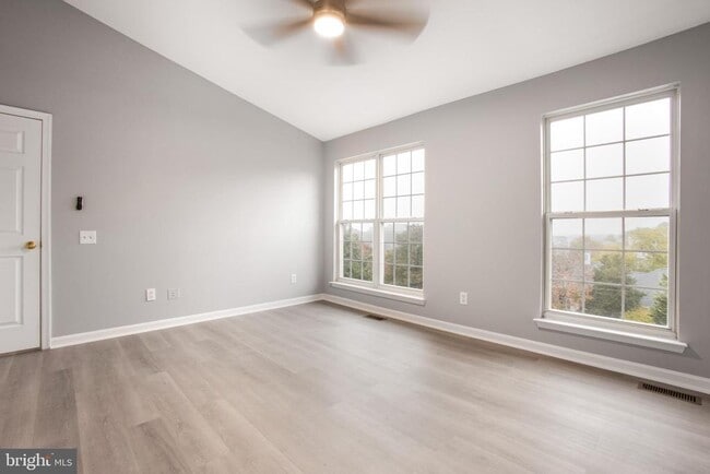 Building Photo - 12765 Fair Crest Ct