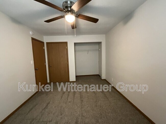 Building Photo - 1803 Jamestown Rd