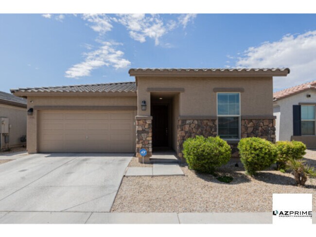 Building Photo - Beautiful 3/2 Phoenix House!