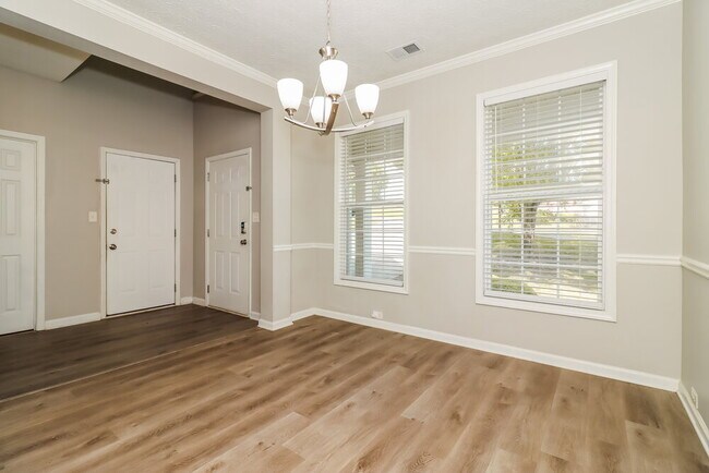 Building Photo - 7106 Hillcrest Chase Dr SW