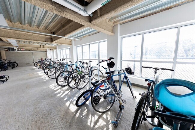 Building Photo - 262 Monsignor O'Brien Hwy