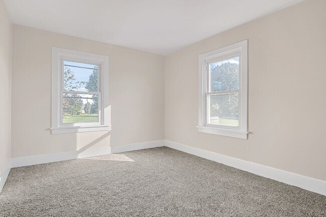 Building Photo - 206 Hershey Rd