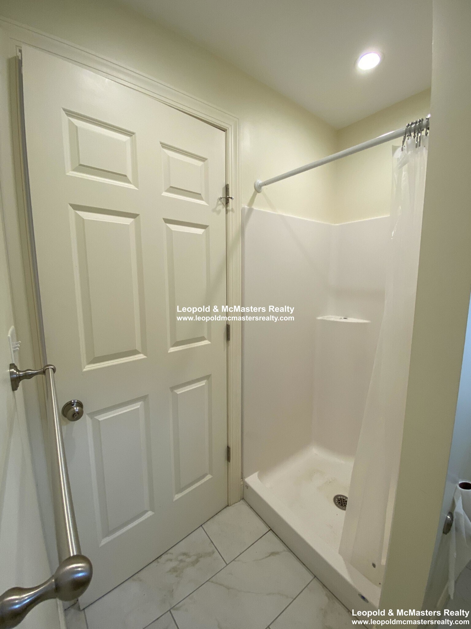 Building Photo - 380 Harvard St