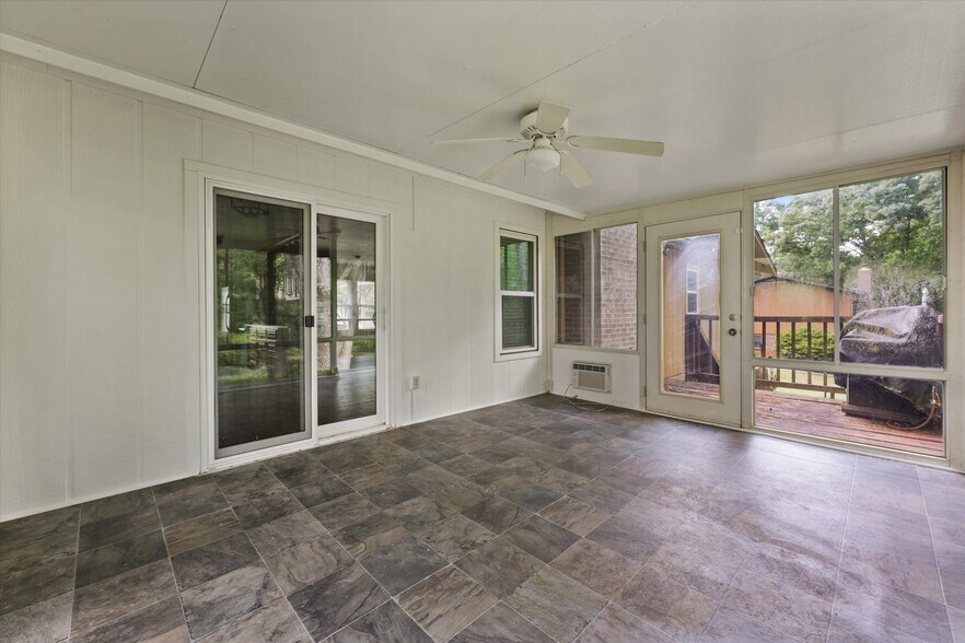 Building Photo - 1321 Wilton Ln