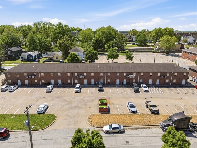 Building Photo - 109 Commercial