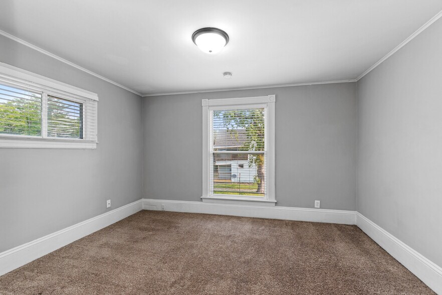 Building Photo - 624 California St NW