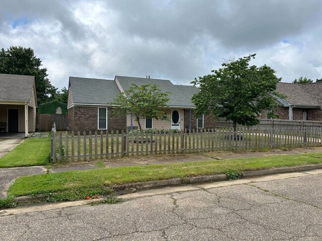 Building Photo - 6823 Northknoll Cove