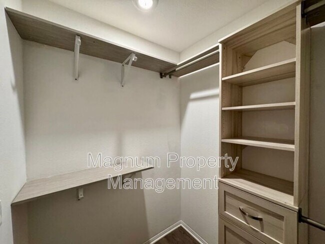 Building Photo - 30594 Glaspell Ct