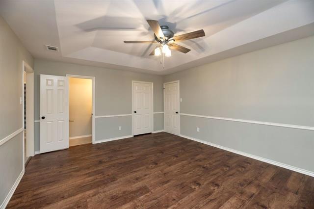 Building Photo - 2311 Wimbledon Dr