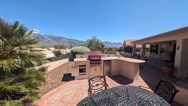 Building Photo - 39019 S Moonwood Dr
