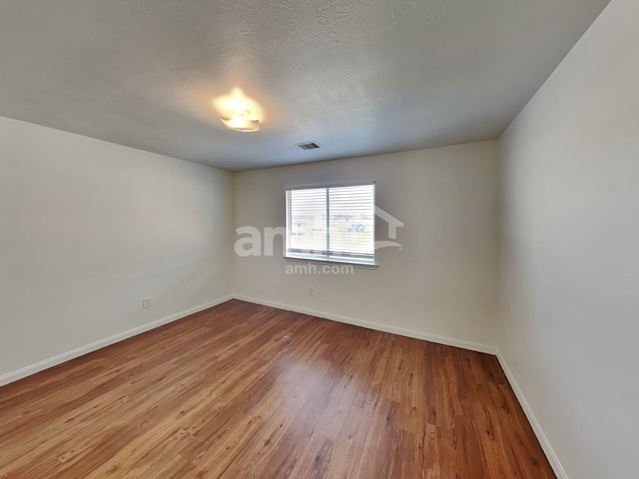 Building Photo - 911 Redcrest Springs Ct